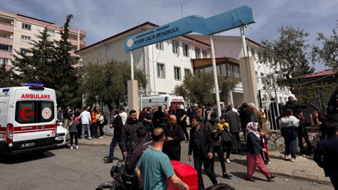 Silahlı Saldırılar Sonrası Okullarda Yeni Dönem Sinyali: TBMM Harekete Geçti