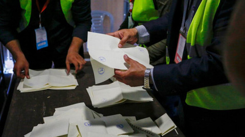 Filistin 20 Yıl Sonra Yapılacak Milletvekili Seçimlerine Hazırlanıyor: Kayıt İşlemleri Başladı