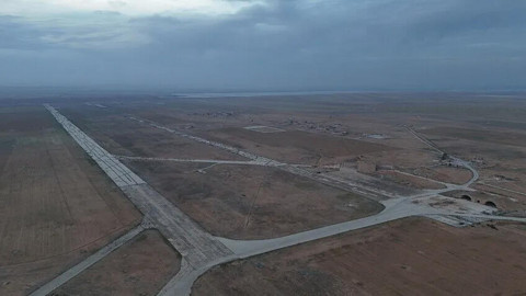 İsrail, Suriye'nin İdlib Kentindeki Ebu Zuhur Askeri Havaalanı'nı Vurdu