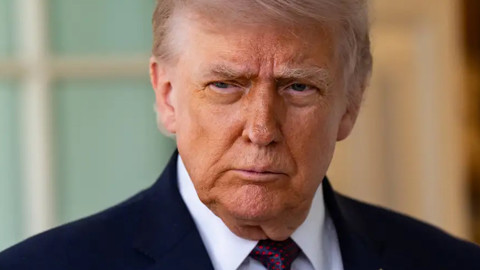 Trump Küresel Ticaretin Pimini Çekti: Bu Kez Sadece İran’ı Değil Tüm Dünyayı Tehdit Etti