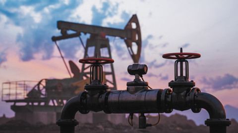 Hürmüz Boğazı'nda Savaş Çanları: Küresel Piyasalar Alarma Geçti, Brent Petrol Çakıldı