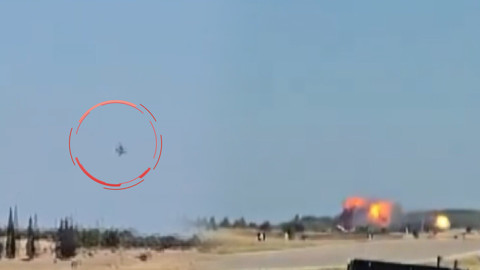 Yunanistan’da Hava Gösterisi Faciası! F-4 Phantom Düştü, 2 Pilot Hayatını Kaybetti