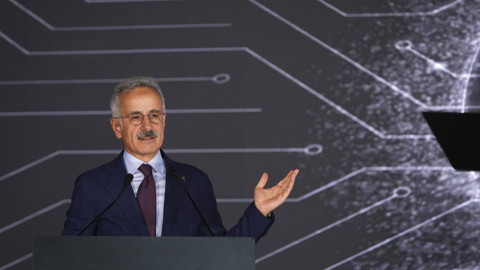 Bakan Uraloğlu Müjdeyi Duyurdu: Konya Antalya Arasında Ulaşım 20 Dakika Kısalıyor! Yıllık 1 Milyar Liralık Tasarruf