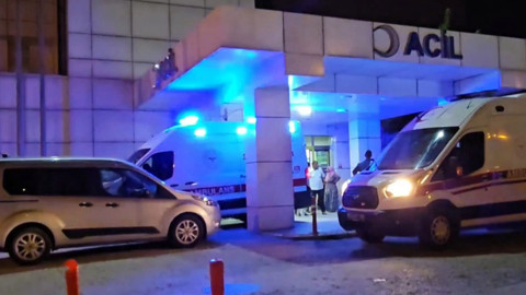 16 Yaşındaki Çocuk Annesini Öldürüp Yanındaki Kişiyi Ağır Yaraladı