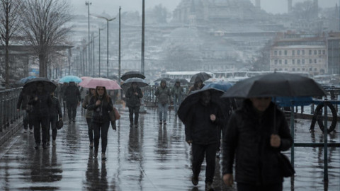 İstanbul’da Hava Bir Anda Değişiyor! AKOM Tarih Verdi: İki Gün Boyunca Etkili Olacak