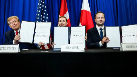 New York'ta Tarihi İmza: Trump'ın Grönland Hayali Gerçek Oldu