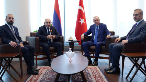 Cumhurbaşkanı Erdoğan, Ermenistan Başbakanı Paşinyan'la Görüştü