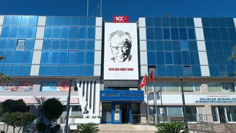 Menderes Belediyesi'nde 2. Dalga Operasyon! 9 Şüpheli Gözaltında