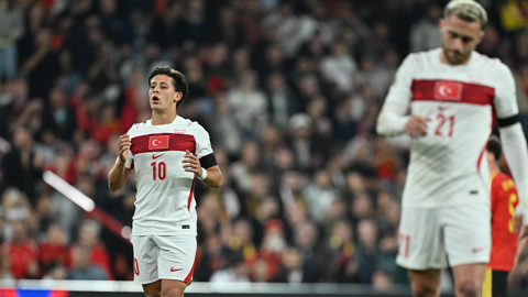 A Milli Takım'da 2 Futbolcu Kamptan Ayrıldı