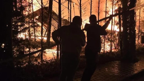 İtalya'da Yangın Faciası, Onlarca Yaralı Var