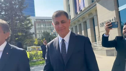 Cemil Tugay'dan AK Parti Genel Merkezi'nde İlk Açıklama: 'İzmir'i Çok Güzel Şeyler Bekliyor'