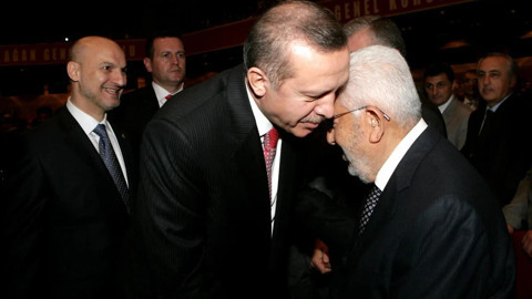 Cumhurbaşkanı Erdoğan, Recai Kutan'ı Andı
