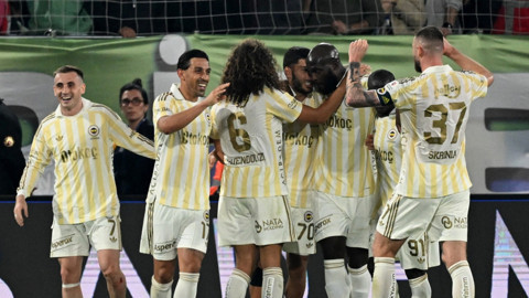 Zirve Yarışında Kritik Galibiyet: Fenerbahçe Rize Deplasmanında 3 Puanı Kaptı