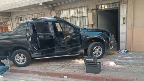 İstanbul'da Park Etme Esnasında Gaza Fazla Bastı! Dini Nikahlı Eşi Araç Altında Kaldı