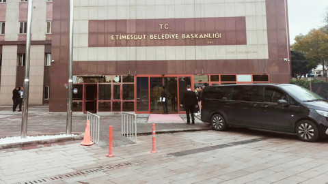 Etimesgut Belediyesi'ne 2. Dalga Operasyonu: 2 Başkan Yardımcısı Dahil 25 Gözaltı