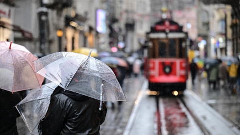 İstanbul'da Korkutan Tablo: 12 Saatte 100 Kilogram Yağış Düştü