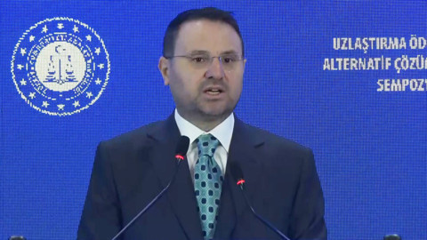 Bakan Gürlek Duyurdu: Yargıda Dikkat Çeken Rakam! Uzlaştırmayla 2 Milyondan Fazla Dosya Çözüldü
