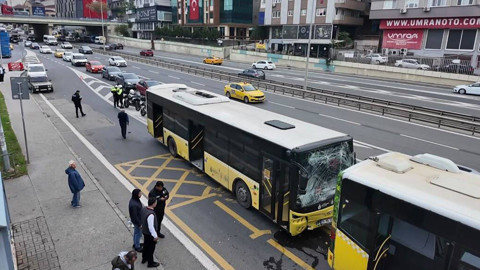 Üsküdar’da İki İETT Otobüsü Birbirine Girdi: Yaralılar Var