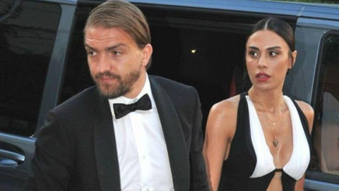 Caner Erkin'den Şükran Ovalı itirafı: Kapısında yattım