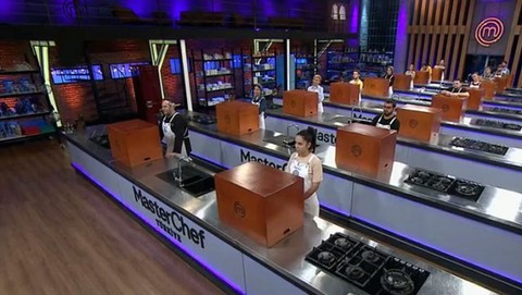 MasterChef yarışmacısından ihanet ve şiddet itirafı! Gözyaşlarını tutamadı