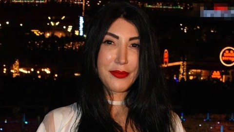 Hande Yener, ünlü rapçi ile aşk yaşıyor! İşte o fotoğraf