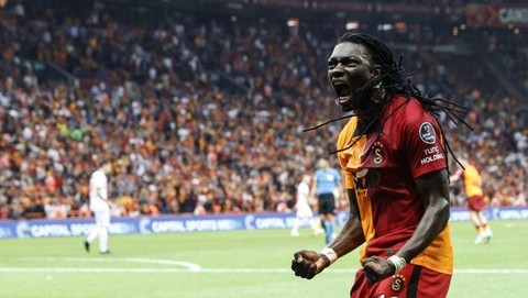 Galatasaray'da Bafetimbi Gomis krizi: Yönetime beklenmedik talep, Okan Buruk'tan çarpıcı yanıt