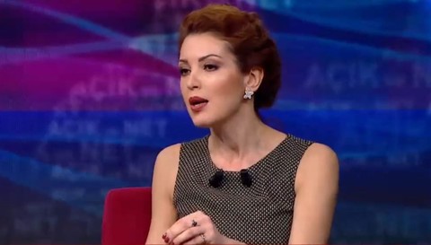 'Asker eşleri maarif takvimine soyunsun' demişti: Alçı'ya göre Türkiye'nin sorunu 'empati yoksunluğu'
