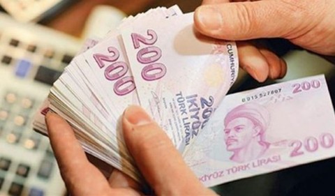 Emekliler bu habere bayram edecek: Yapı Kredi emekli promosyon rakamlarını arttırdığını duyurdu. Yapı Kredi güncel emekli promosyon rakamı ne kadar?