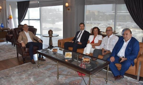 CHP'li Deniz Yücel, AKP İl Başkanı Kerem Ali Sürekli'yi ziyaret etti