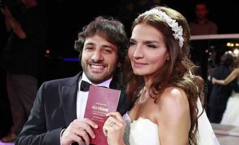 Ebru Akel ve Özer Sancak'ın 8 yıllık evliliği tek celsede bitti