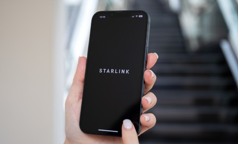Modem Kullanma Devri Sona Eriyor! Elon Musk Duyurdu: Starlink Mobil Cihazlara Gelecek
