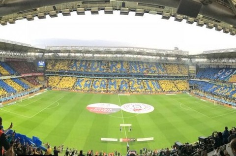 Fenerbahçe'den koreografi şovu!