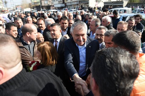 Seyhan'da Gülbahçesi Mahallesi Semt Pazarı’nın temeli atıldı