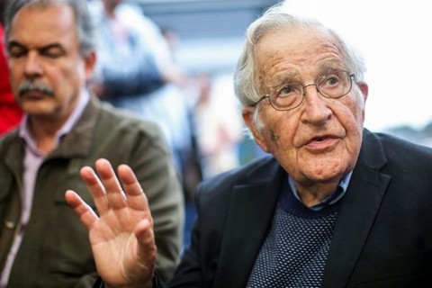Noam Chomsky: Salgın atlatılır ama sıradaki felaket atlatılamayacak