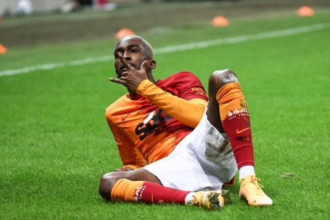 Galatasaray - Başakşehir maçından kareler