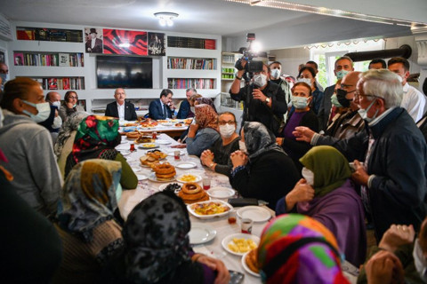 Kılıçdaroğlu Rize'de! Horonlarla karşılandı