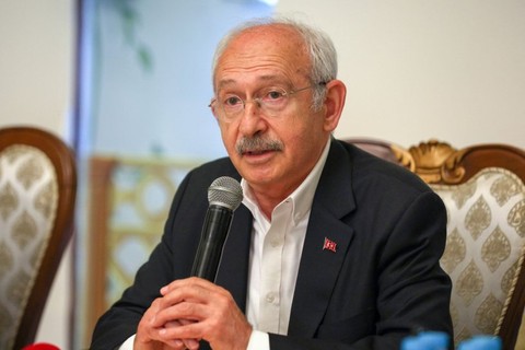 Kılıçdaroğlu, Gezi davası tutuklularının aileleriyle görüştü