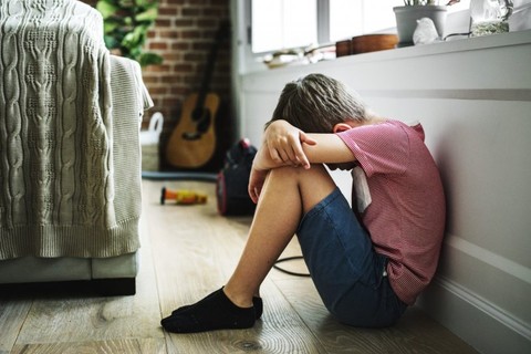 Pandemi riski artırdı: Uzmandan ebeveynlere çocuklarda ve ergenlerdeki depresyonu anlamak için tavsiyeler