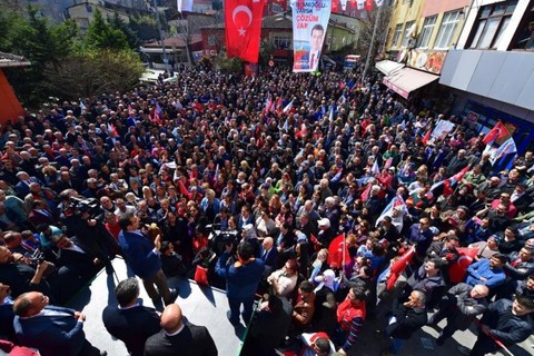Ekrem İmamoğlu, Beyoğlu Piyalepaşa Mahallesi'nde