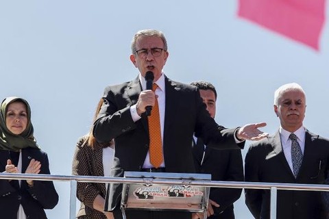 Mansur Yavaş, Evren'de vatandaşla buluştu