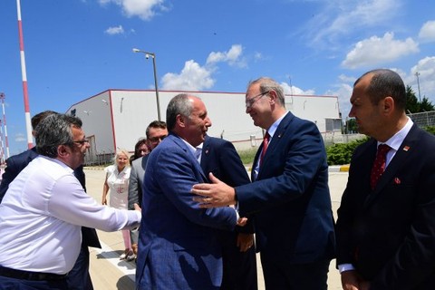 Muharrem İnce'nin Çorlu mitinginden renkli kareler