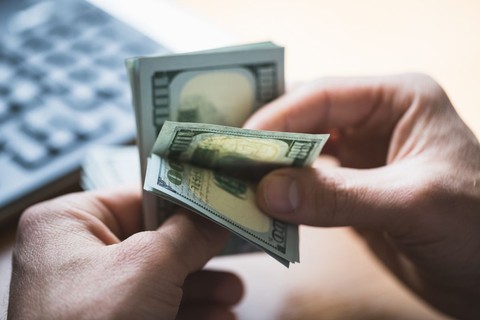 ABD'li dev banka Goldman Sachs'tan endişelendiren tahmin: Periyotlar halinde dolar kurunu sıraladı!