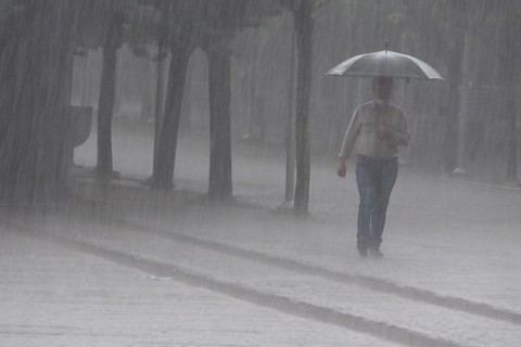 İstanbullular dikkat: Meteoroloji, AKOM, AFAD ve İstanbul Valiliği'nden peş peşe uyarı!