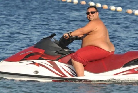 Bir yılda 80 kilo verdi! Okan Karacan son haliyle şaşırtıyor