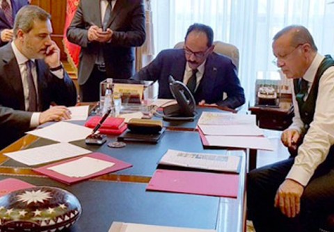 AKP'de Soylu krizi büyüyor: 'Erdoğan MİT'ten brifing aldı, Süleyman Soylu gözden çıkarıldı'