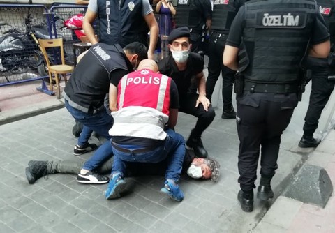 AFP muhabiri Bülent Kılıç'a müdahale eden polisler hakkında idari soruşturma kararı!