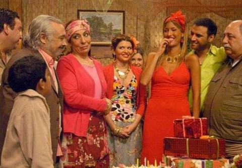 Melek Baykal'dan yıllar sonra gelen  'Cennet Mahallesi' itirafı: Çağla Şıkel ve Alişan ile oynamam demiştim