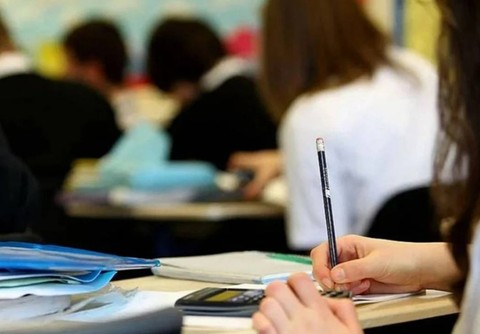 Milli Eğitim Bakanlığı'na 'yeni müfredat' tepkisi: Bütün okullar imam hatip lisesi yapılmak isteniyor