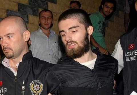 Münevver Karabulut'un babası, Cem Garipoğlu'nun otopsi fotoğraflarına inanmadı: Dublörünü yapar yollarlar!
