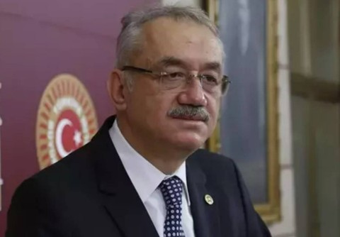 İYİ Parti'nin ilk TBMM Grup Başkanıydı... İsmail Tatlıoğlu, partisinden istifa etti
